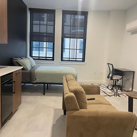 Appartement Hartford Downtown: 2Mins Walk To Xl Center Extérieur photo