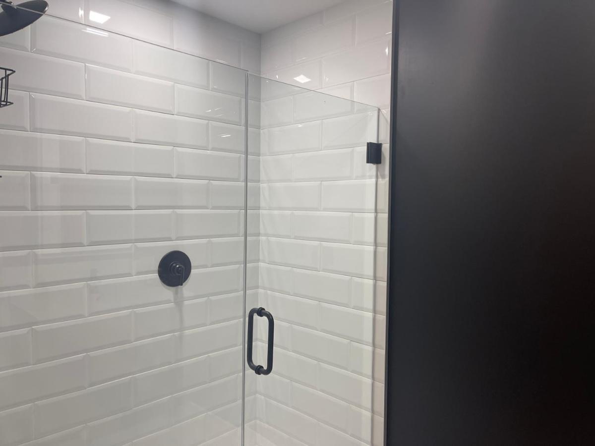 Appartement Hartford Downtown: 2Mins Walk To Xl Center Extérieur photo